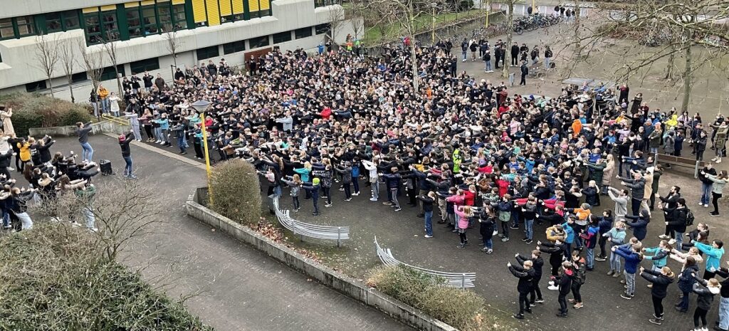 Mit einem Flashmob in den Ruhestand